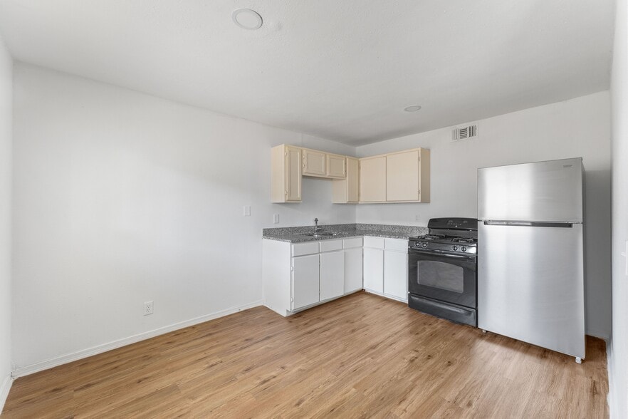 More Photos Of 2807 Observation Dr, San Antonio Apartments For Sale