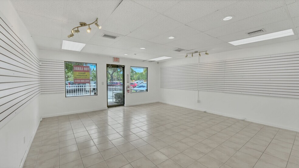 More Photos Of 7600 Wiles Rd, Coral Springs Unknown For Lease
