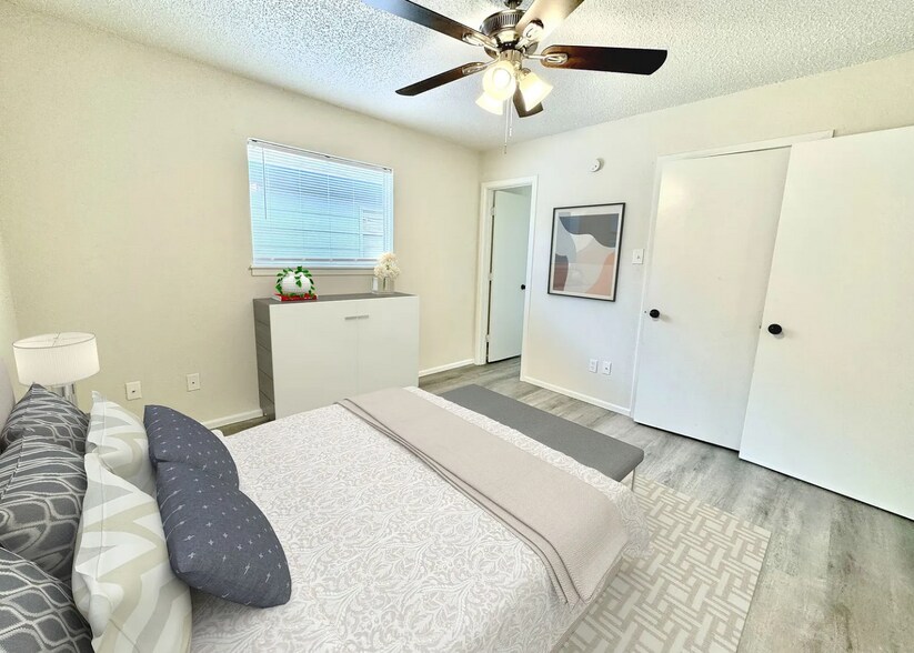 More Photos Of 1107 52nd St, Lubbock Apartments For Sale