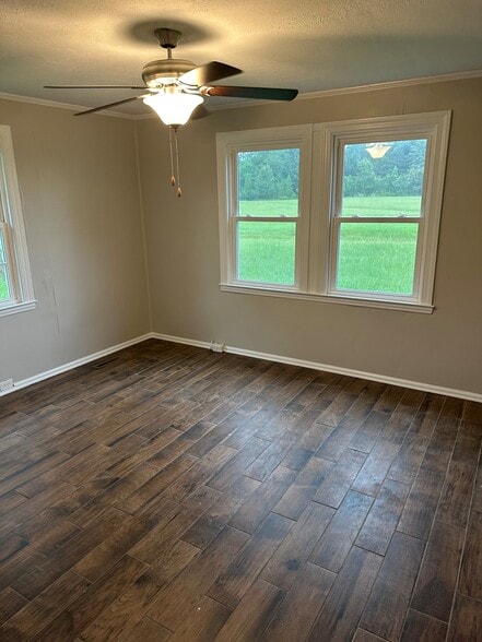 More Photos Of 2884 Pine Log Rd, Warrenville Office Residential For Lease
