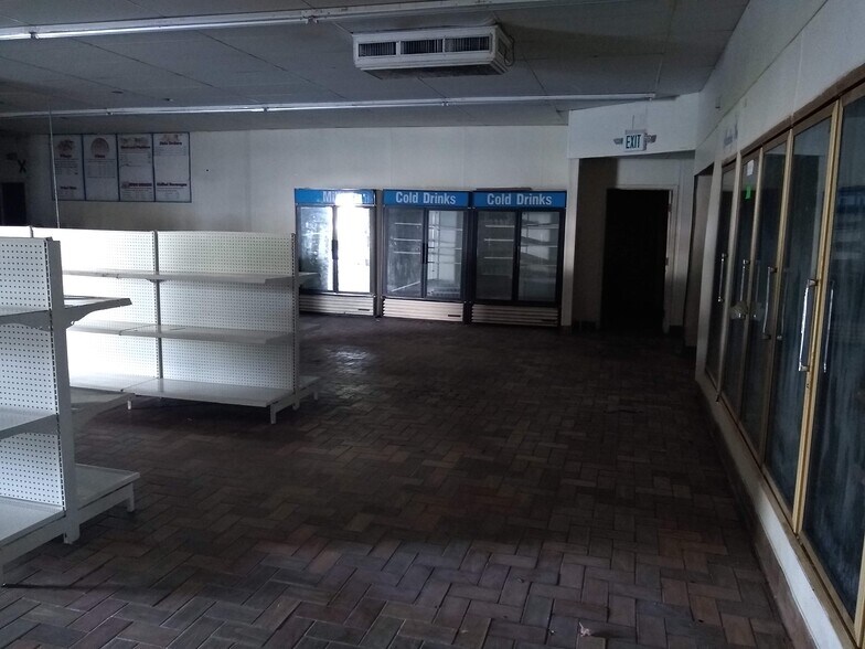 More Photos Of 1637 Stockbridge Rd, Jonesboro Storefront Retail Office For Sale