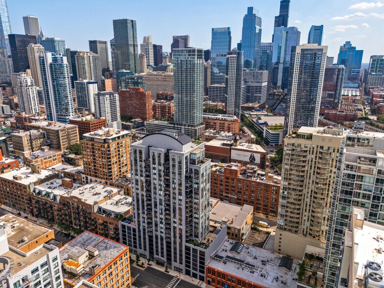 More Photos Of 435 W Erie St, Chicago Apartments For Sale