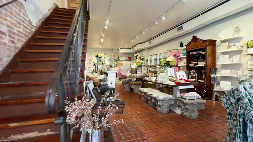 More Photos Of 235 Chartres St, New Orleans Storefront Retail Office For Sale