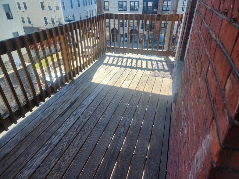 More Photos Of 15-25 Lunenburg St, Fitchburg Storefront Retail Residential For Sale