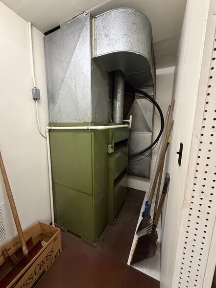 More Photos Of 3703 US-30, Latrobe Freestanding For Sale