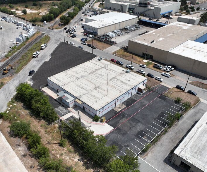 More Photos Of 4415 Dividend Dr, San Antonio Warehouse For Sale