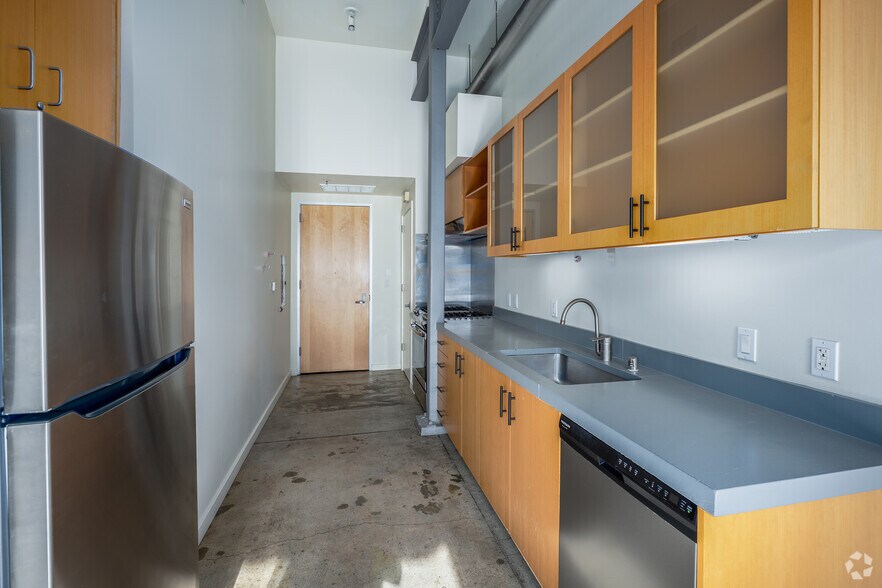 More Photos Of 1530 J St, Sacramento Apartments For Lease