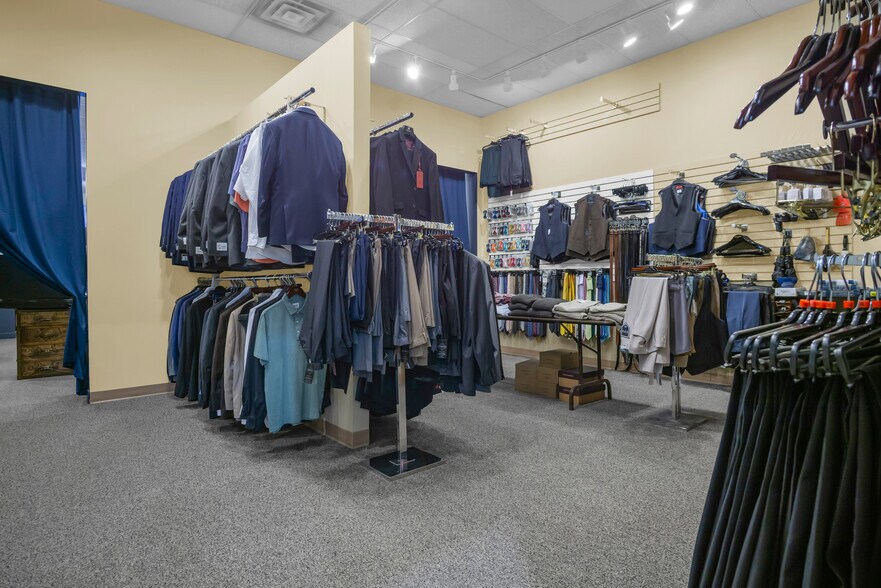 More Photos Of 2118 Central Ave, Kearney General Retail For Sale