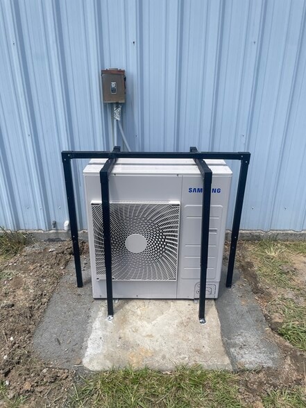 More Photos Of 133 Old Forreston Rd., Greeleyville Light Manufacturing For Sale