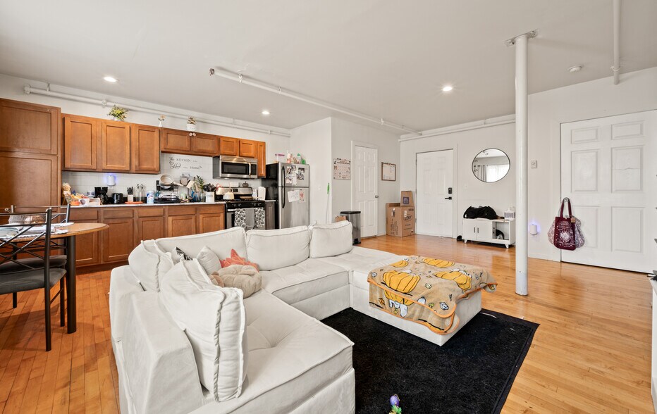 More Photos Of 614-618 Campbell Ave, West Haven Freestanding For Sale