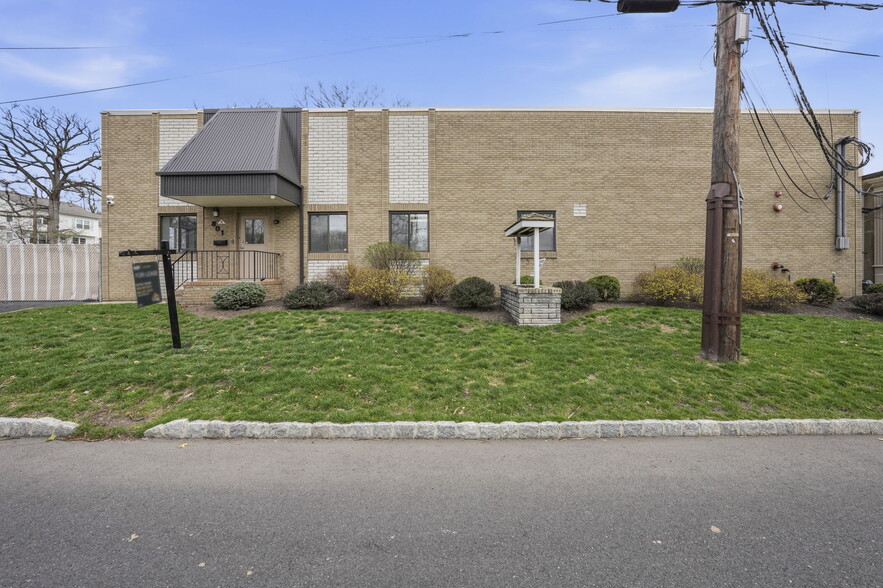 More Photos Of 801 Jerusalem Rd, Scotch Plains Warehouse For Lease