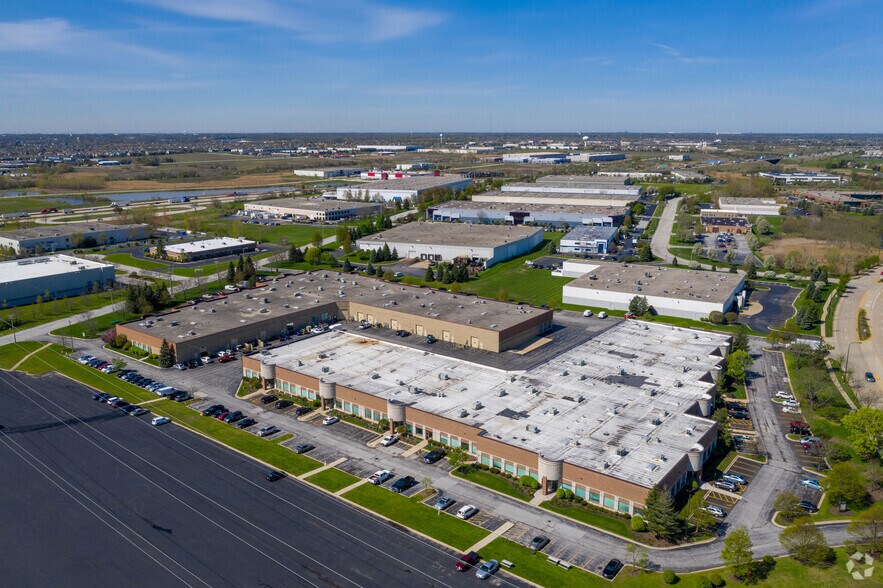 More Photos Of 8201 W 183rd St, Tinley Park Light Manufacturing For Lease