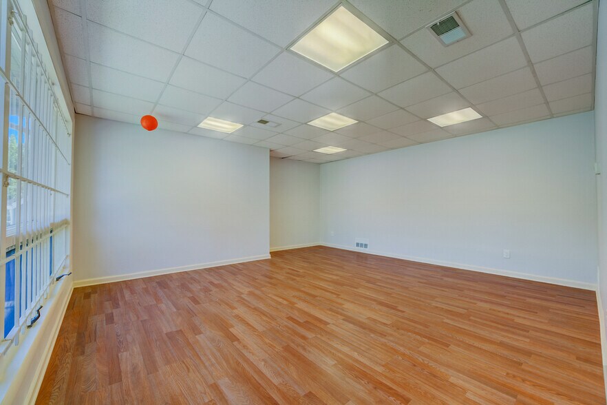 More Photos Of 4410 74th Ave, Hyattsville Medical For Lease