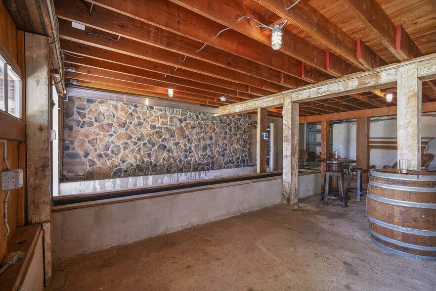 More Photos Of 1902 Jefferson Pike, Brunswick Lodge Meeting Hall For Lease