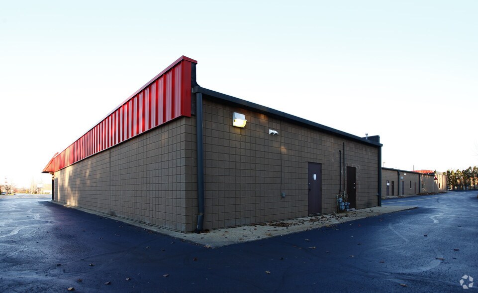 More Photos Of 103 5th St SE, Barberton Medical For Sale