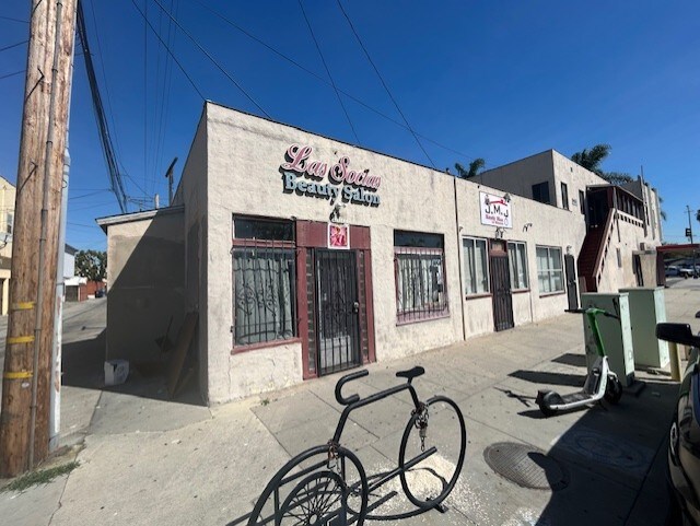 More Photos Of 213-217 W 21st St, Long Beach Storefront For Lease