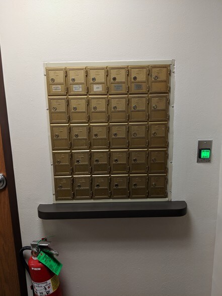 More Photos Of 3810 N Tulsa Ave, Oklahoma City Light Manufacturing For Lease