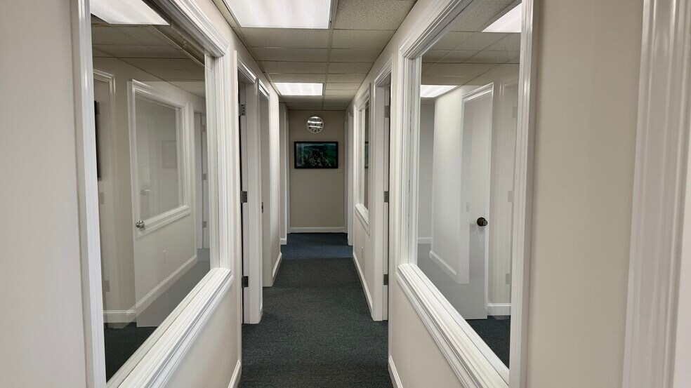 More Photos Of 218 W Main St, Hyannis Medical For Sale