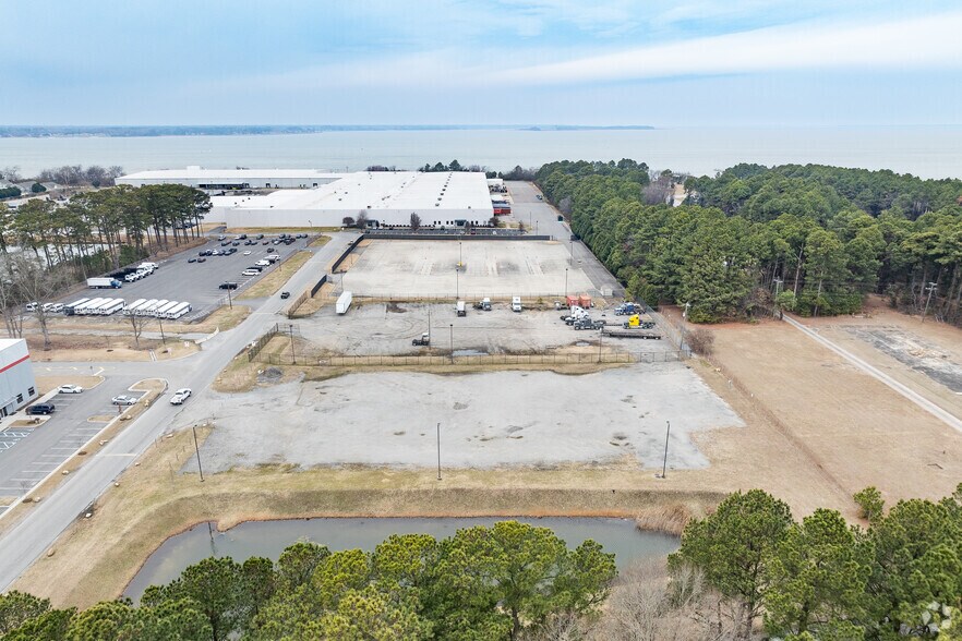 More Photos Of 6701 College Dr, Suffolk Land For Lease