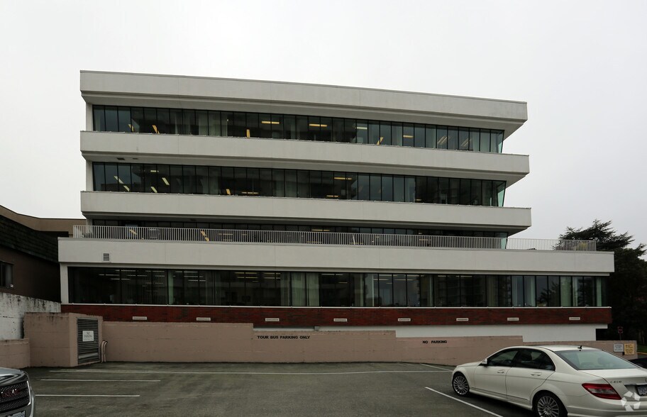 More Photos Of 810 Blanshard St, Victoria Office For Lease