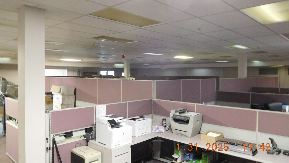More Photos Of 2753 S Highland Dr, Las Vegas Office For Sale