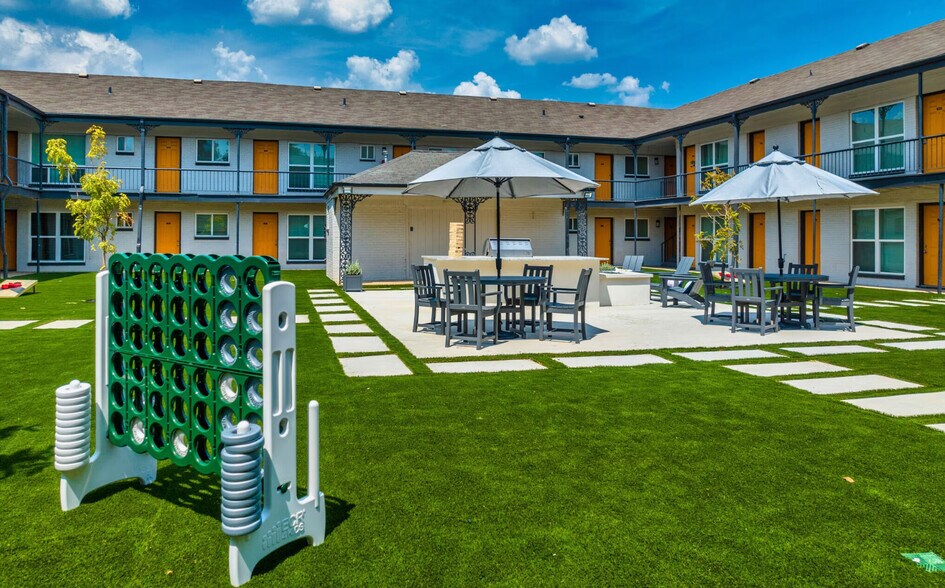 More Photos Of 915 S Waterview Dr, Richardson Multifamily For Sale