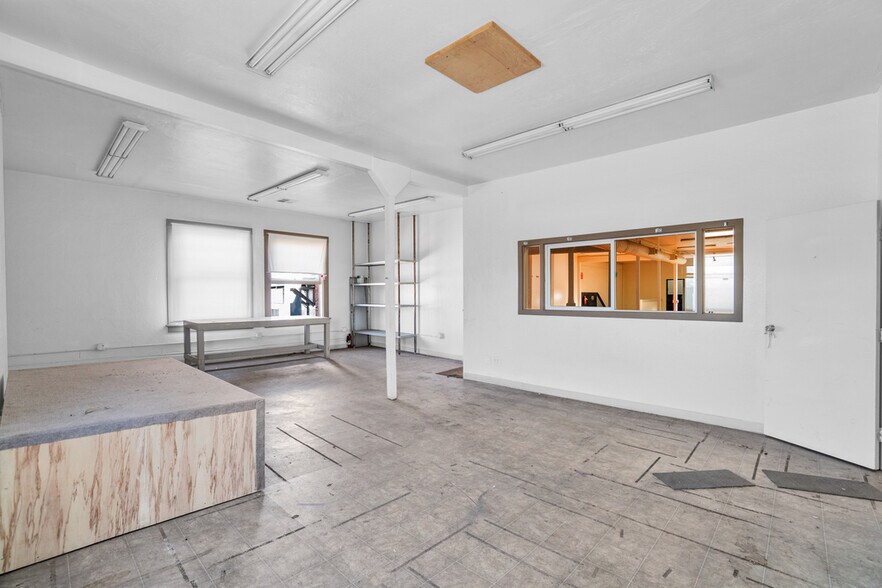 More Photos Of 2319 Santa Clara Ave, Alameda Storefront Retail Office For Lease