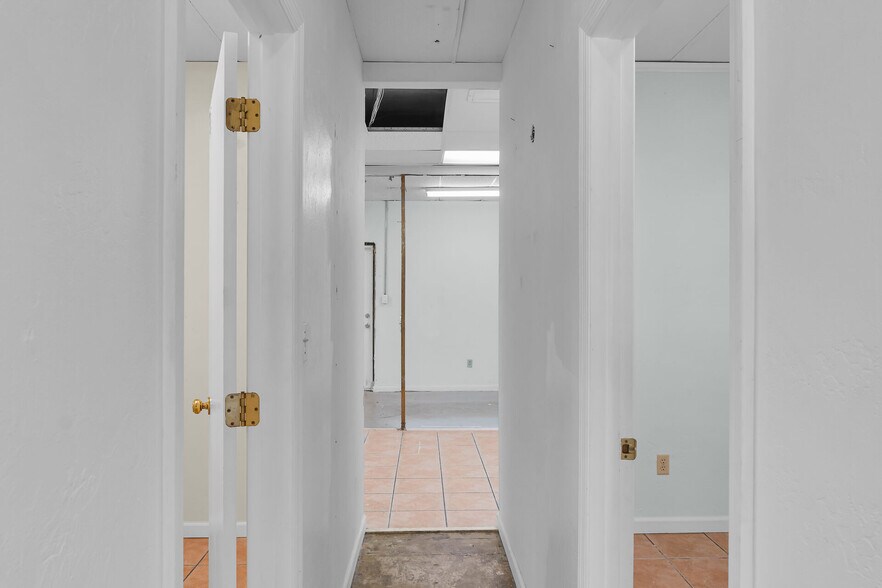 More Photos Of 81900-81906 Overseas Hwy, Islamorada General Retail For Sale