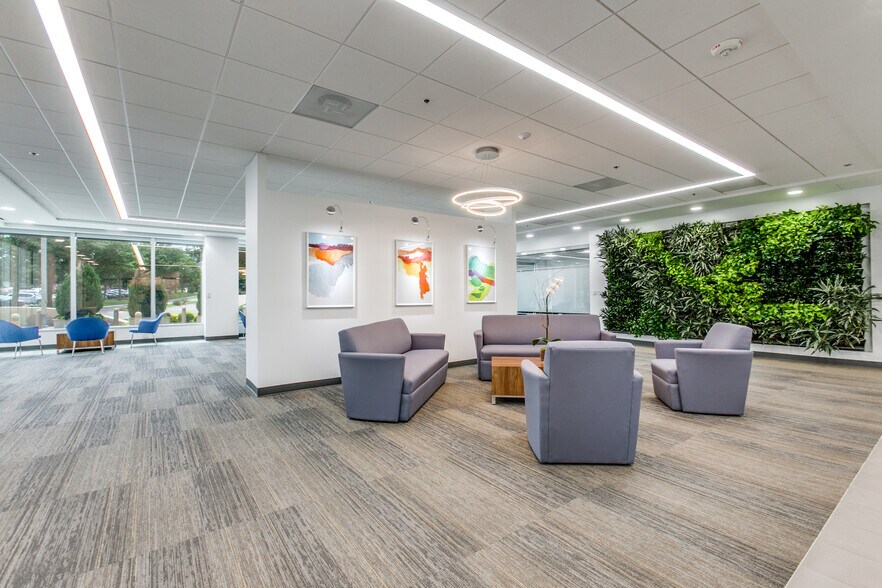 More Photos Of 2400 N Glenville Dr, Richardson Office For Lease