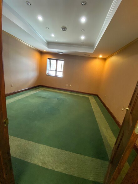 More Photos Of 3757 Library Rd, Pittsburgh Office For Lease