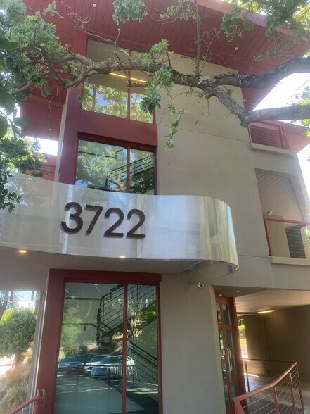More Photos Of 3722 MT Diablo Blvd, Lafayette Office For Sale