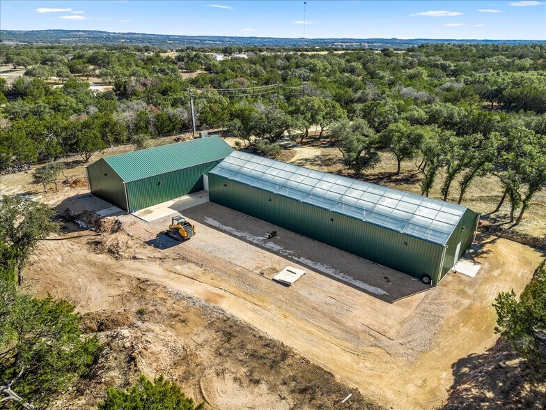 More Photos Of 272 Rocky Road, Johnson City Winery Vineyard For Lease