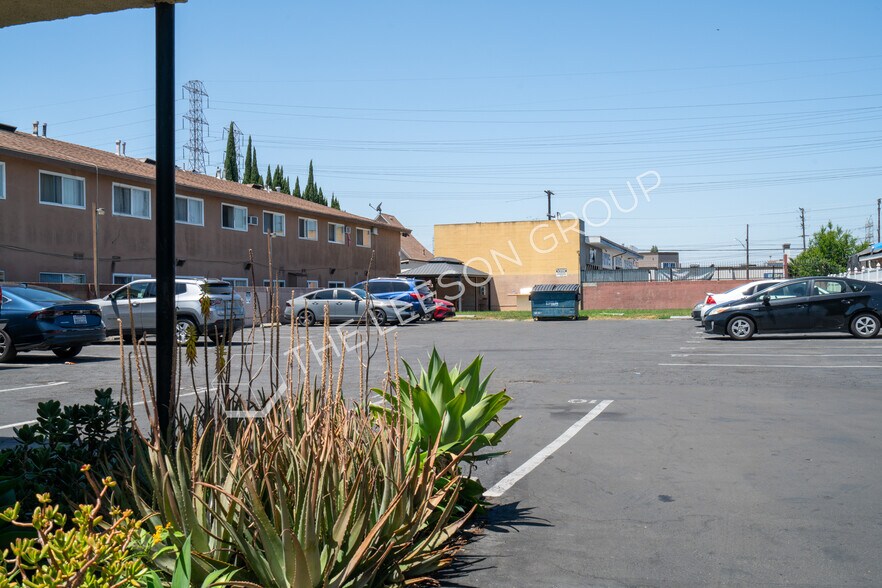 More Photos Of 9040-9042 Ramona St, Bellflower Multifamily For Sale