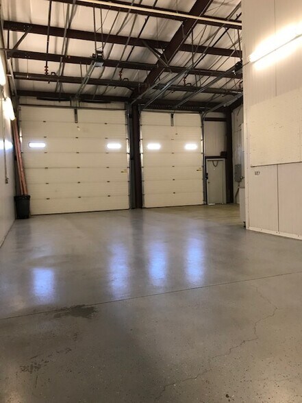 More Photos Of 3656 Stagecoach Rd, Longmont Warehouse For Lease