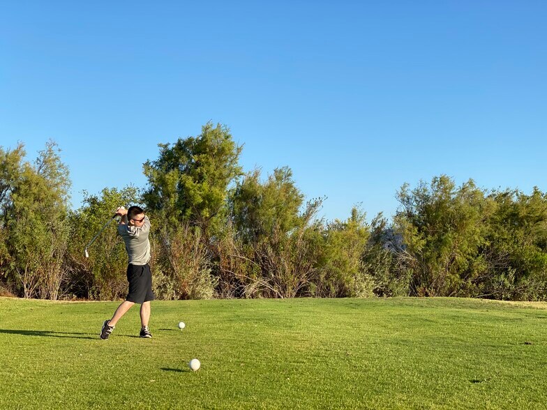 More Photos Of 29381 Village Pky, Lake Elsinore Golf Course Driving Range For Sale