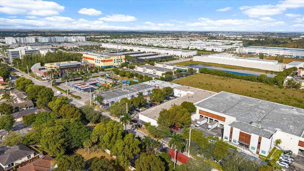 More Photos Of 10171 NW 58th St, Miami Light Distribution For Lease
