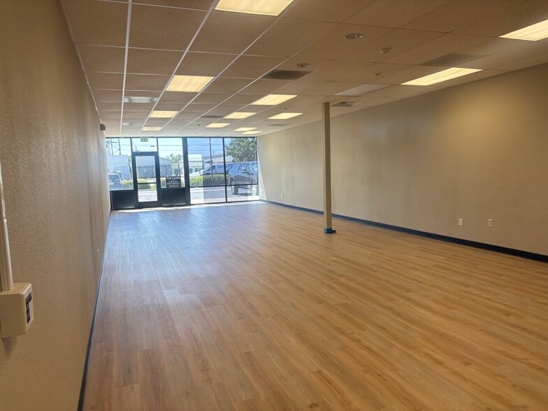 More Photos Of 317 Lake Blvd, Redding Freestanding For Lease