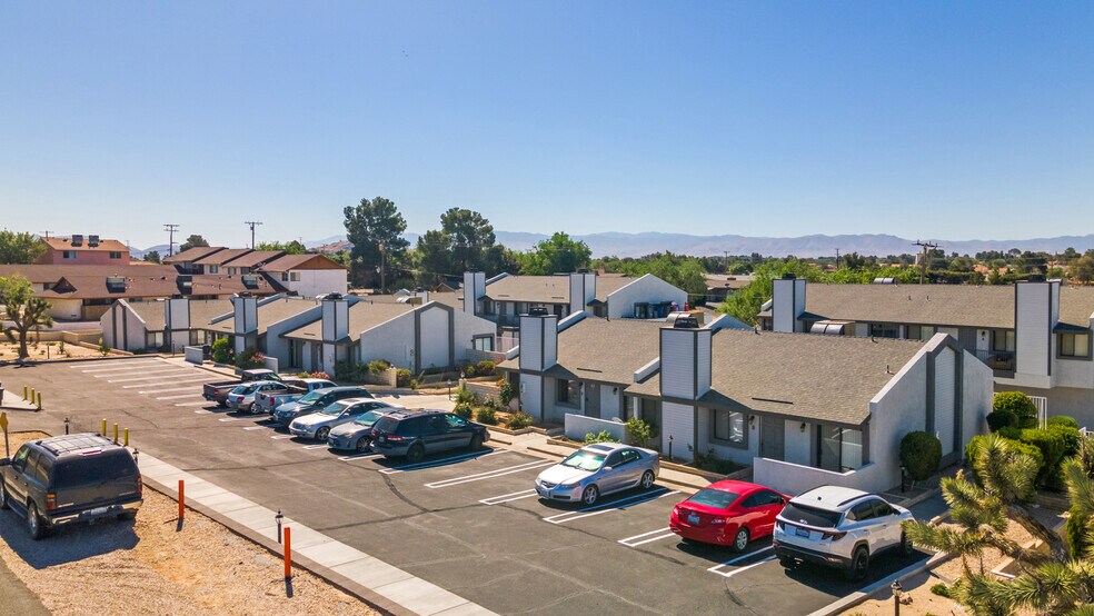 More Photos Of 19087 Allegheny Rd, Apple Valley Apartments For Sale