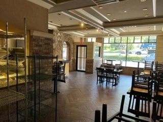 More Photos Of 321 Broadway, Hillsdale Freestanding For Lease