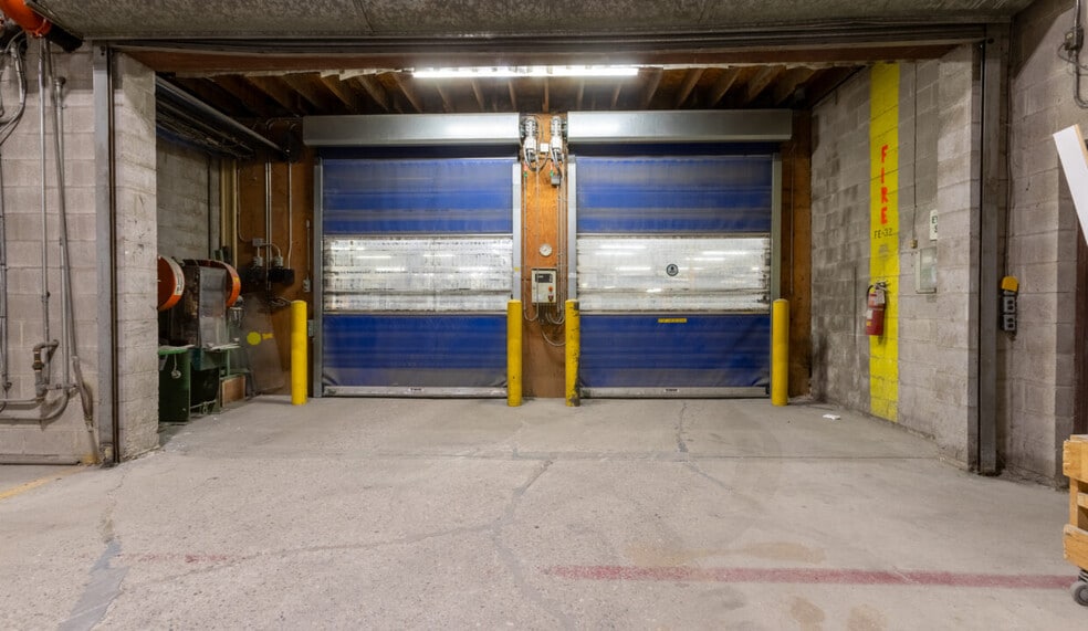 More Photos Of 888 Guelph St, Kitchener Manufacturing For Lease