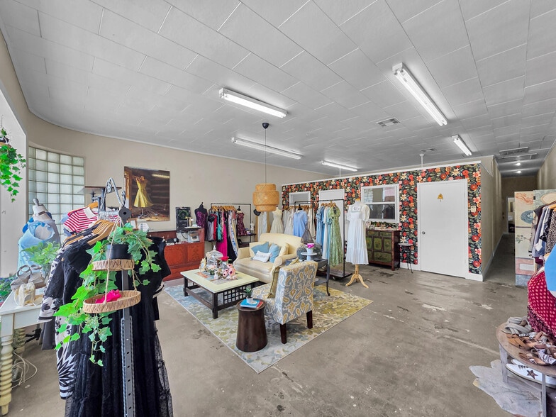 More Photos Of 617 Main St, Liberty Storefront Retail Office For Sale