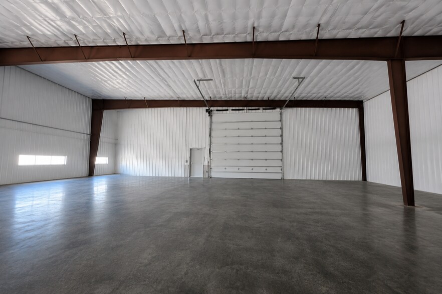 More Photos Of 1536 N 25th E, Idaho Falls Light Manufacturing For Lease