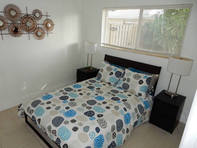 More Photos Of 231 SW 15th St, Pompano Beach Apartments For Sale