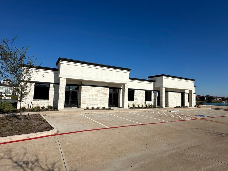 More Photos Of 5501 Cabrera Dr, Sugar Land Unknown For Lease