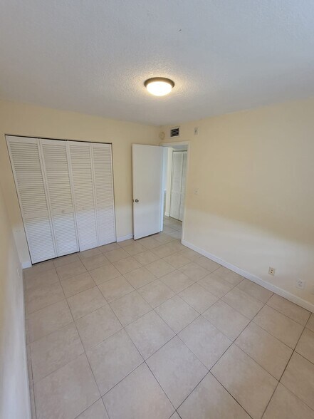 More Photos Of , Miramar Multifamily For Sale
