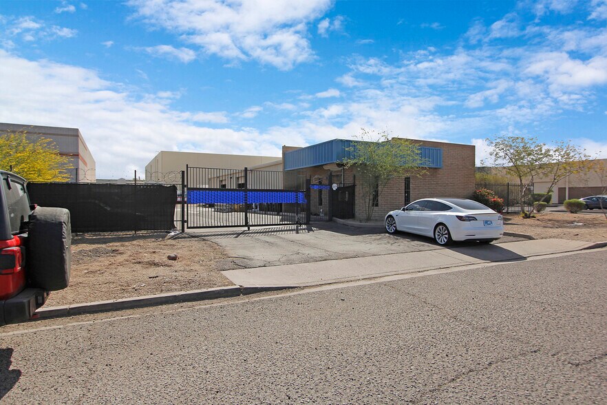 Primary Photo Of 4641 S 33rd St, Phoenix Warehouse For Sale