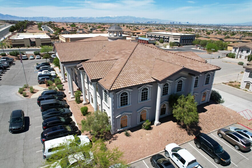 More Photos Of 1070 W Horizon Ridge Pky, Henderson Medical For Sale