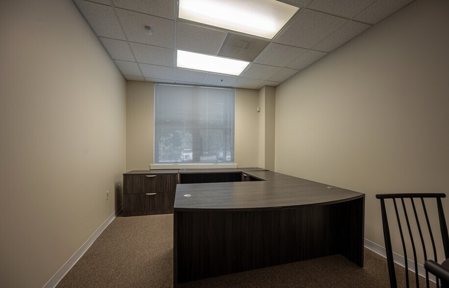 More Photos Of 141 Providence Rd, Chapel Hill Office Residential For Sale