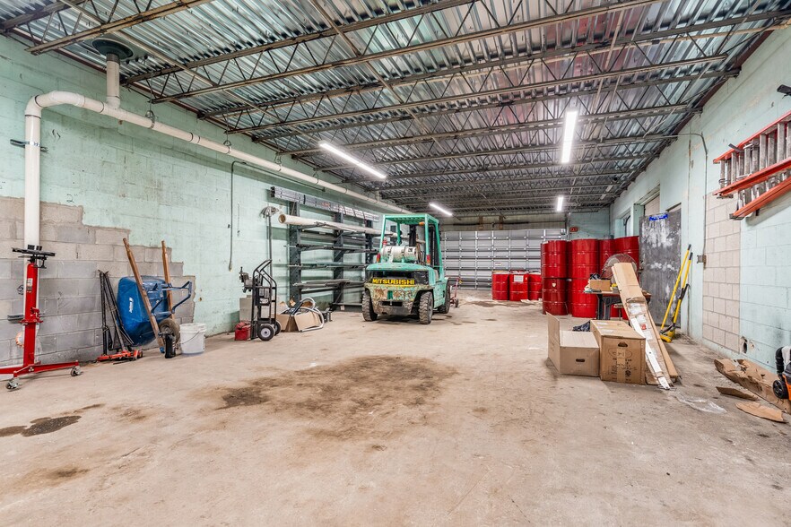 More Photos Of 2315 14th Ave, Vero Beach Medical For Sale