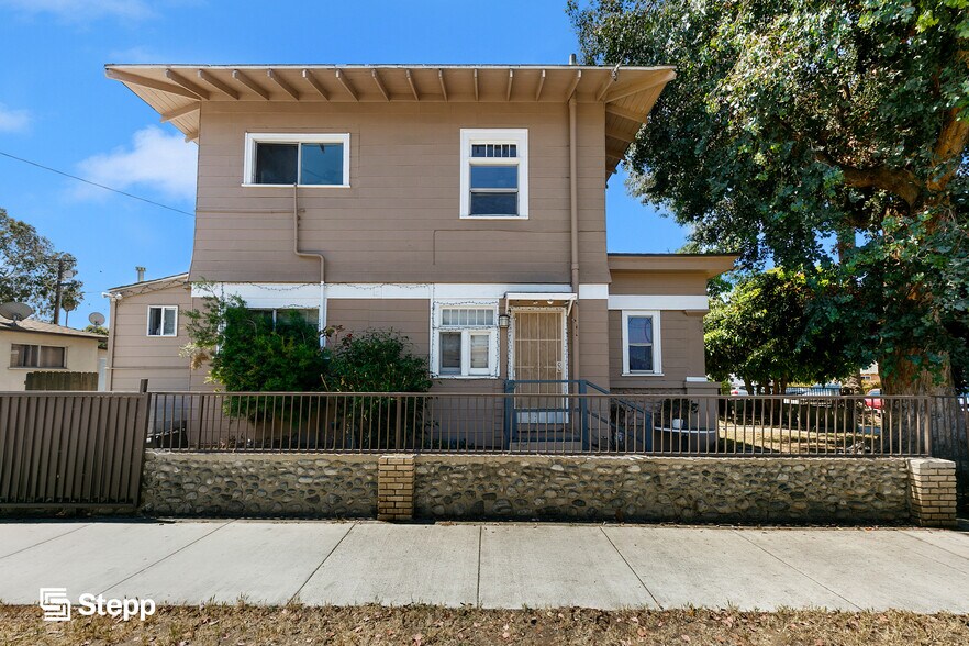 More Photos Of 1636 N Stanton Pl, Long Beach Apartments For Sale